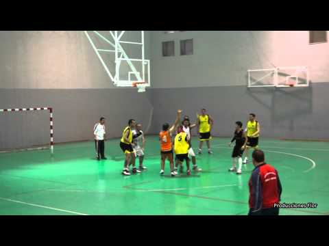 Baloncesto Vejer entre Campeón y Selección