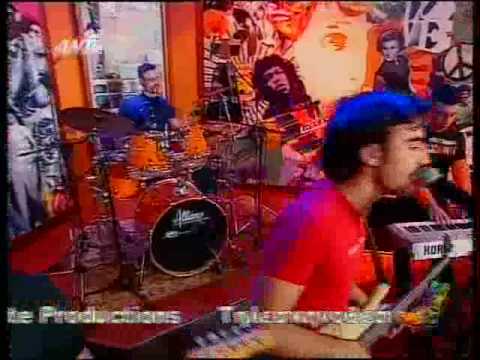 complainers radio arvyla "me peirazei"