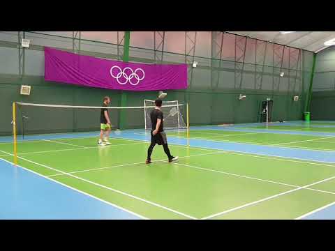 Badminton 19.9.19:  Ridiculous cross the net shot