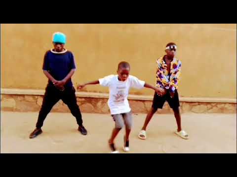 Little stars dance challenge : Gravity Omutujju X Kapa Cat - Centre