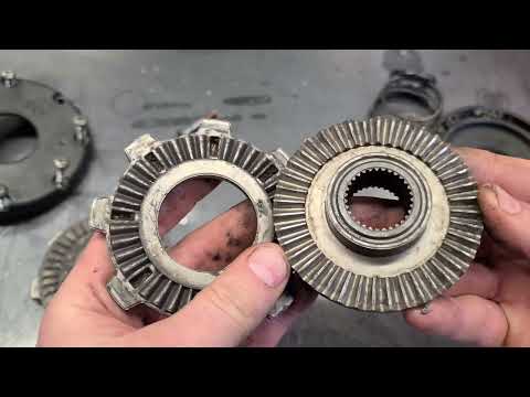INSIDE ARIENS SNOWBLOWER DIFFERENTIAL WEAR & TEAR - WHEEL WON'T TURN & CLICKING NOISE