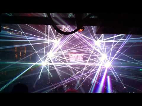 Fieston en DINOSAURIO ADRIANA CASES & AITOR GALAN