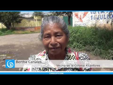 Habitantes de la colonia Alcanfores solicitan pavimentación de la calle Ejido de Río Frío en Chalco