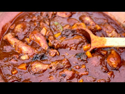 CADA QUE PREPARO ESTE POLLO TODOS ME PIDEN LA RECETA/POLLO EN SALSA ROJA CIRUELA PASA Y CHILE ANCHO