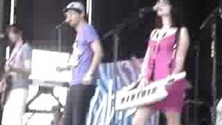 Cobra Starship - Smile for the Paparazzi (Live Warped Tour)