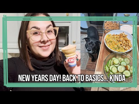 NEW YEARS WHAT I EAT IN A DAY. BACK TO BASICS (KINDA) // 85 POUNDS DOWN! // VSG BARIATRIC SURGERY