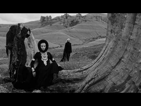 Melike Şahin - Sağ Salim (Official Music Video)