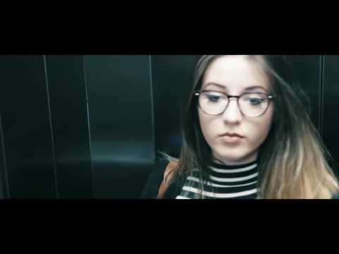 MC MENOR DA VG E MC LIPIVOX - QUERENDO FICAR  LOUCA - VIDEO CLIP OFICIAL (LANCAMENTO 2017)