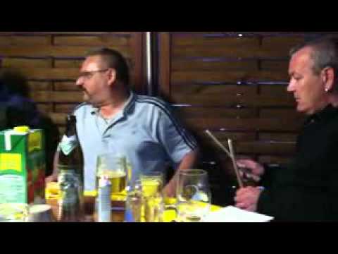 Löffelspiel Martin vs Peter