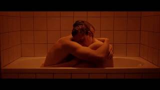 Love  (Gaspar Noe)  -  The Crawl  (Placebo)