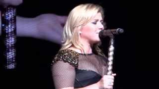 Kelly Clarkson - Tie It Up - 8/25/13