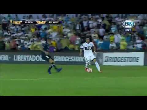 El gol de Montenegro para el 2 - 0 ante Independiente del Valle (@FOXSportsArg)