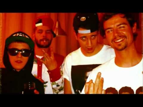 Drerrie United ft. Lil' Kleine & Spacekees - Drerries In Antwerpen