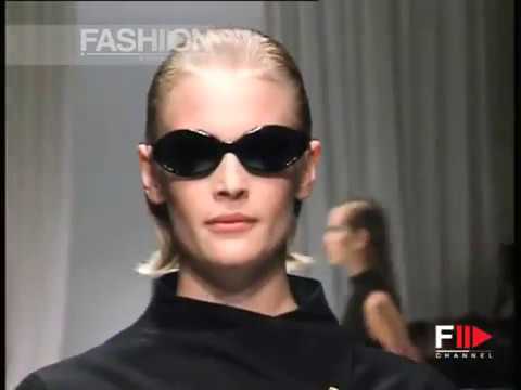 "Genny" Spring Summer 1998 Milan 1 of 3 pret a porter woman by FashionChannel
