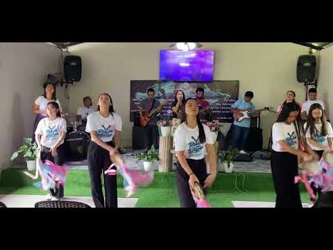 God Is Here by Darlene Zschech // TAMBOURINE