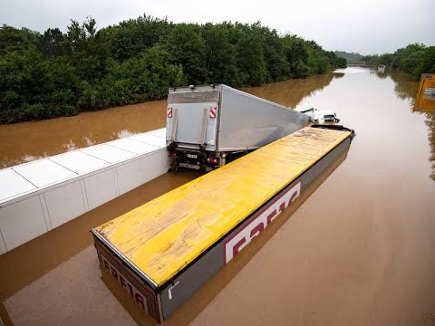 "Land unter" in Deutschland #02 - Chaos bei Aufräumarbeiten - Mehr als 100 Hochwasser Tote bis Dato