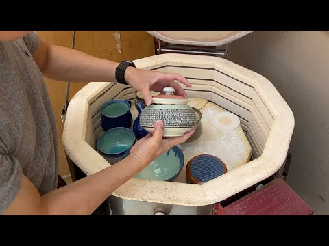 493. Firing an Electric Kiln Before/After Results & a few Tips with Hsin-Chuen Lin 林新春 電窯釉燒前後結果比較