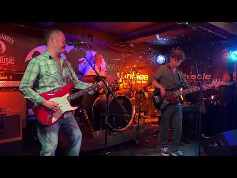 THE SIMON BRETT BAND Whistle Binkies Edinburgh 16/4/2022