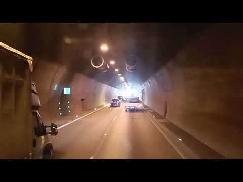 Driving in Slovakia, D2 Bratislava, tunel Sitina - Lamac