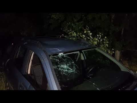 Totalschaden, böser Unfall in der Nacht! Der Skoda ist verkauft und am Astra geht es voran.