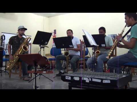 1 X 0 - Pixinguinha e Benedito Lacerda - Brazilian Saxophone Quartet - IFPE/BJ 05.07.2013