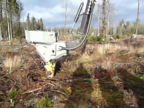 Tête planteuse Bracke P11 de la Coopérative Forestière Girardville