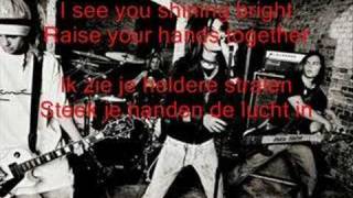 Tokio Hotel - Raise your hands ( + lyrics)