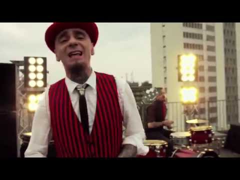 J-AX feat. IL CILE - MARIA SALVADOR (Videoclip al contrario)