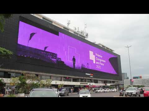 Prêmio Congresso em Foco é destaque no maior painel digital da América Latina