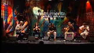 Choro Ensemble | Descendo a Ladeira (Carlos Almeida) | Instrumental Sesc Brasil