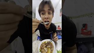 We Tried Obama's Favourite Noodles in Hanoi 🇻🇳