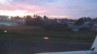 preview picture of video 'Philippine airlines- Kalibo Airport takeoff'