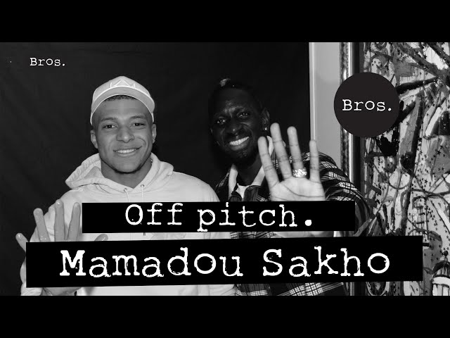 הגיית וידאו של Sakho בשנת אנגלית