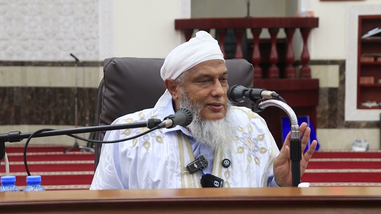 تعليق الشيخ الددو على قوله تعالى : { فلا تجعلوا لله أندادا وأنتم تعلمون }