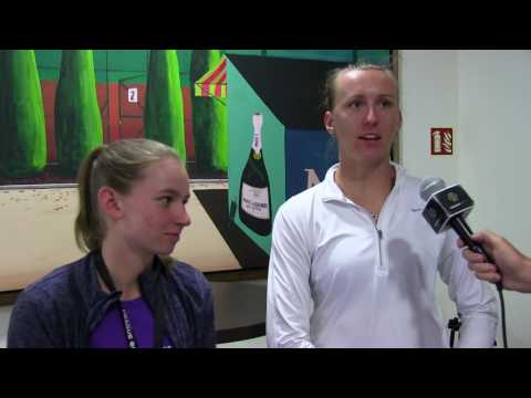 Anastasia Zarycká a Tereza Smitková po prohře v 1. kole čtyřhry J&T Banka Prague Open 2017