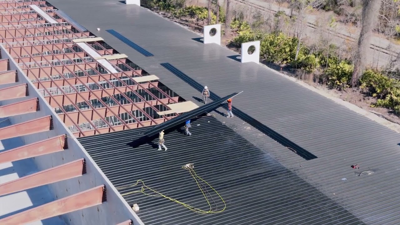 The building is really taking shape now.