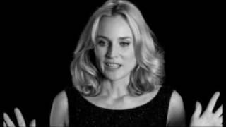 Дайан Крюгер в NYTimes Style Magazine Screentest