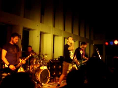 Como Esta Loco - War (live)