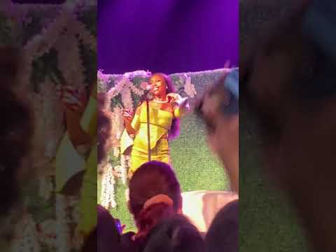 Tink Performs Treat me Like Somebody at Queen Naija’s Butterfly Tour Concert
