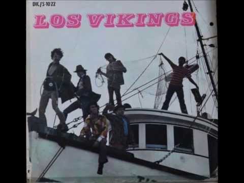 Los Vikings  -vestida de blanco