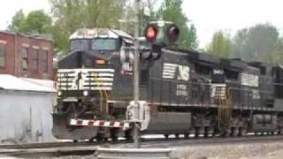 preview picture of video 'NS 9863 at Hardin, MO'