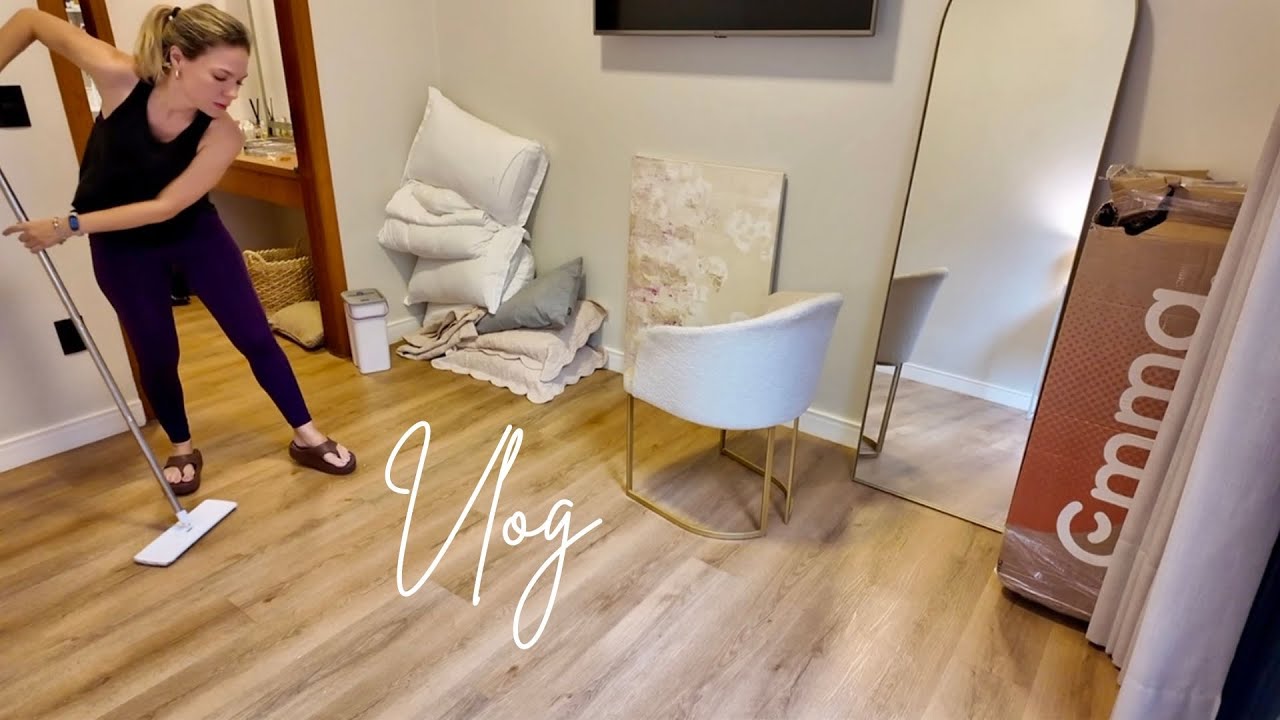 I threw my bed away and slept on the floor 🙈 Trying out the new mattress 🏡 It was hard work