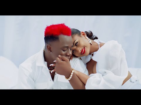 Macvoice ft Kusah - SIKUACHI (Official Video)