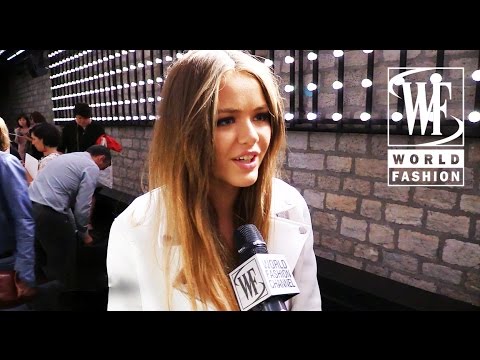 Front Row Loris Azzaro Couture Fall-Winter 15-16