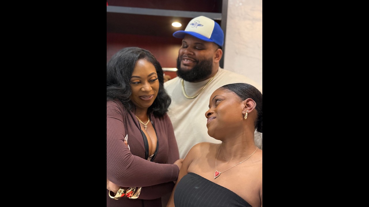 When J Diva gets caught in the shoe store in a lie about Ty!