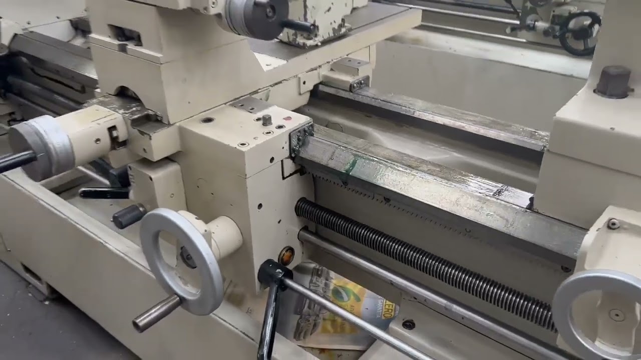 TORNO MECÂNICO - ROMI - ES40B - 800 x 3000 MM