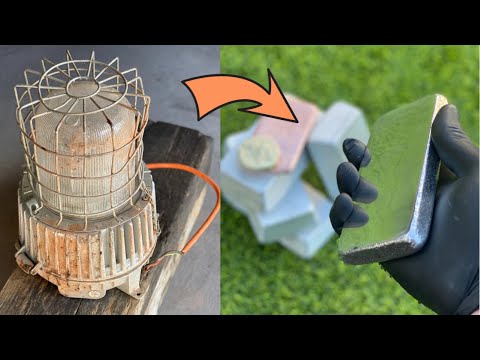 Industrial Caged Lamp Casting - Triple Metal Melt - ASMR Metal Melting - BigStackD Casting