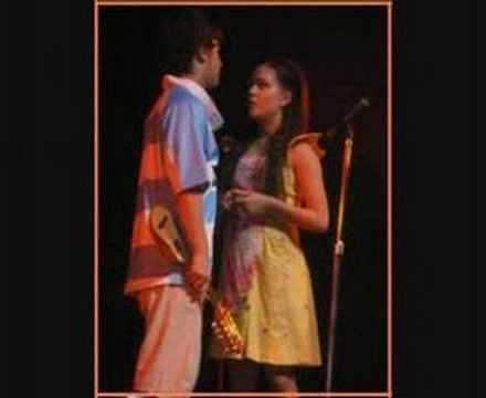 VALERIA BARONI Y GASTON VIETTO (ERES LA MUSICA EN MI)