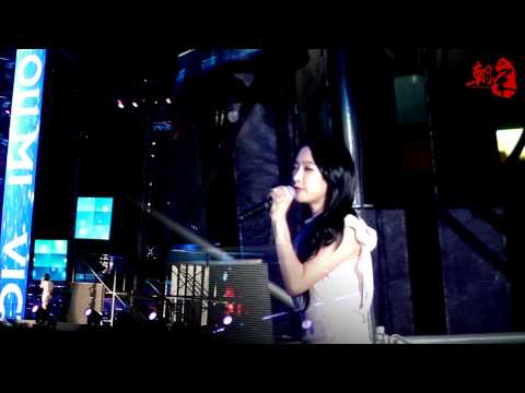 【朝宋Storia】131019 SMTown in Beijing - The Summer Blown Away (Music Video ver.) (f(x) Victoria focus)