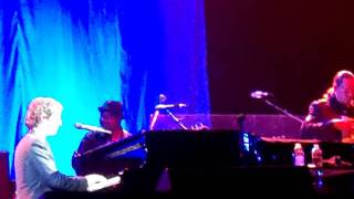Wandering Kind - Josh Groban - Paris - Grand Rex - 03 Oct 2011